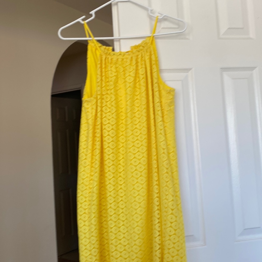 Yellow sun dreas